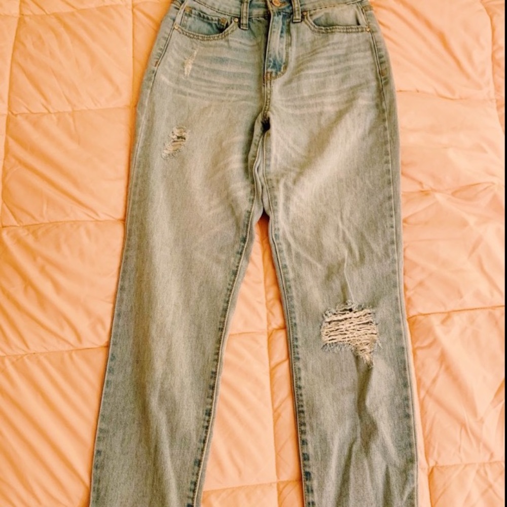 tillys mom jeans - Picture 2 of 4